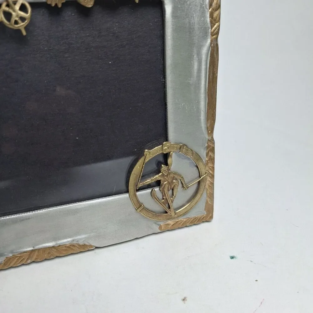 Munafo Silver Pewter Gold Tone Photo Frame 3D Signed 5.5x7.5